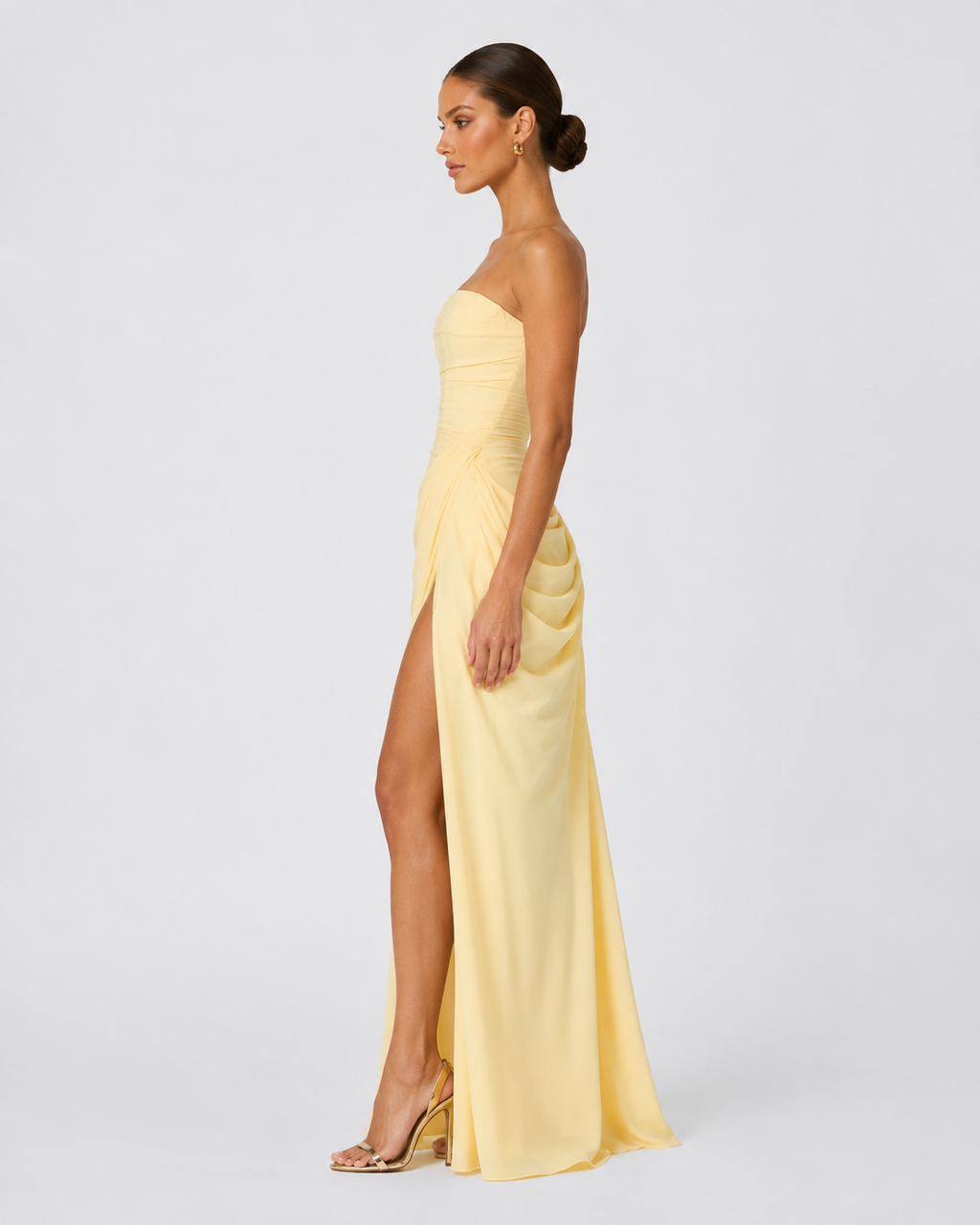 Vestido con capa