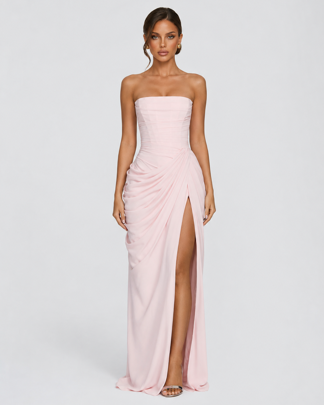 Vestido con capa