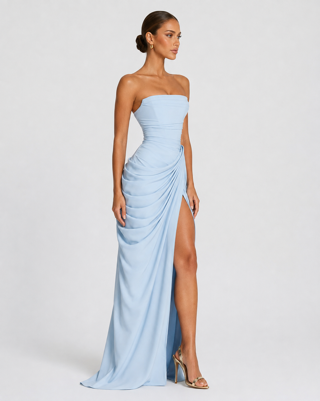 Vestido con capa