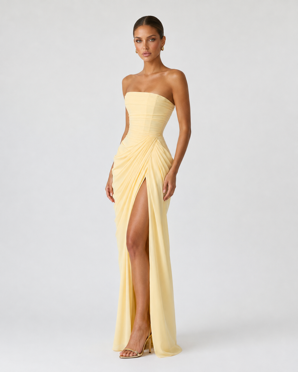 Vestido con capa
