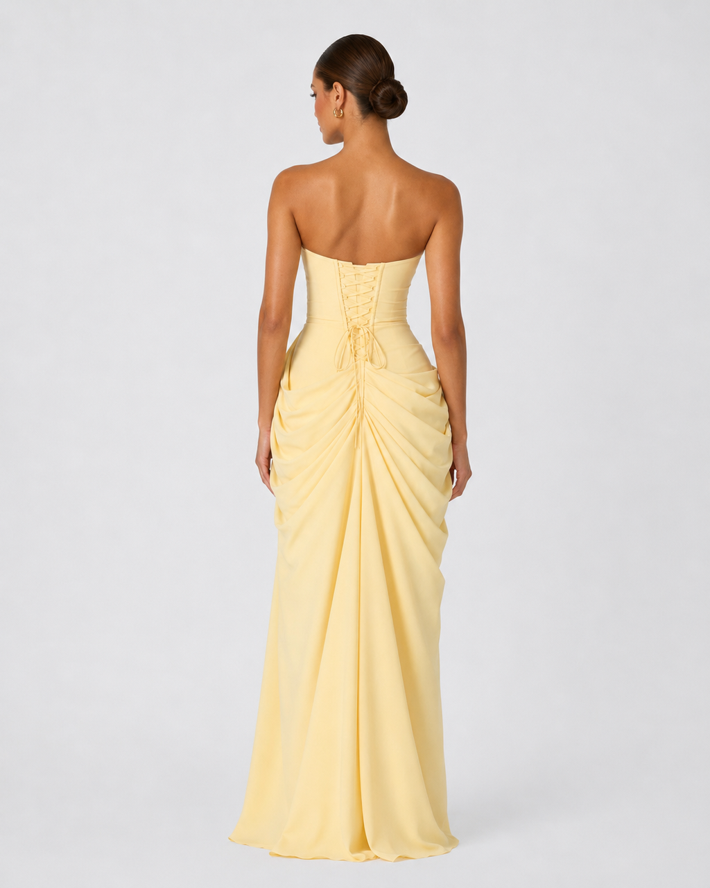 Vestido con capa