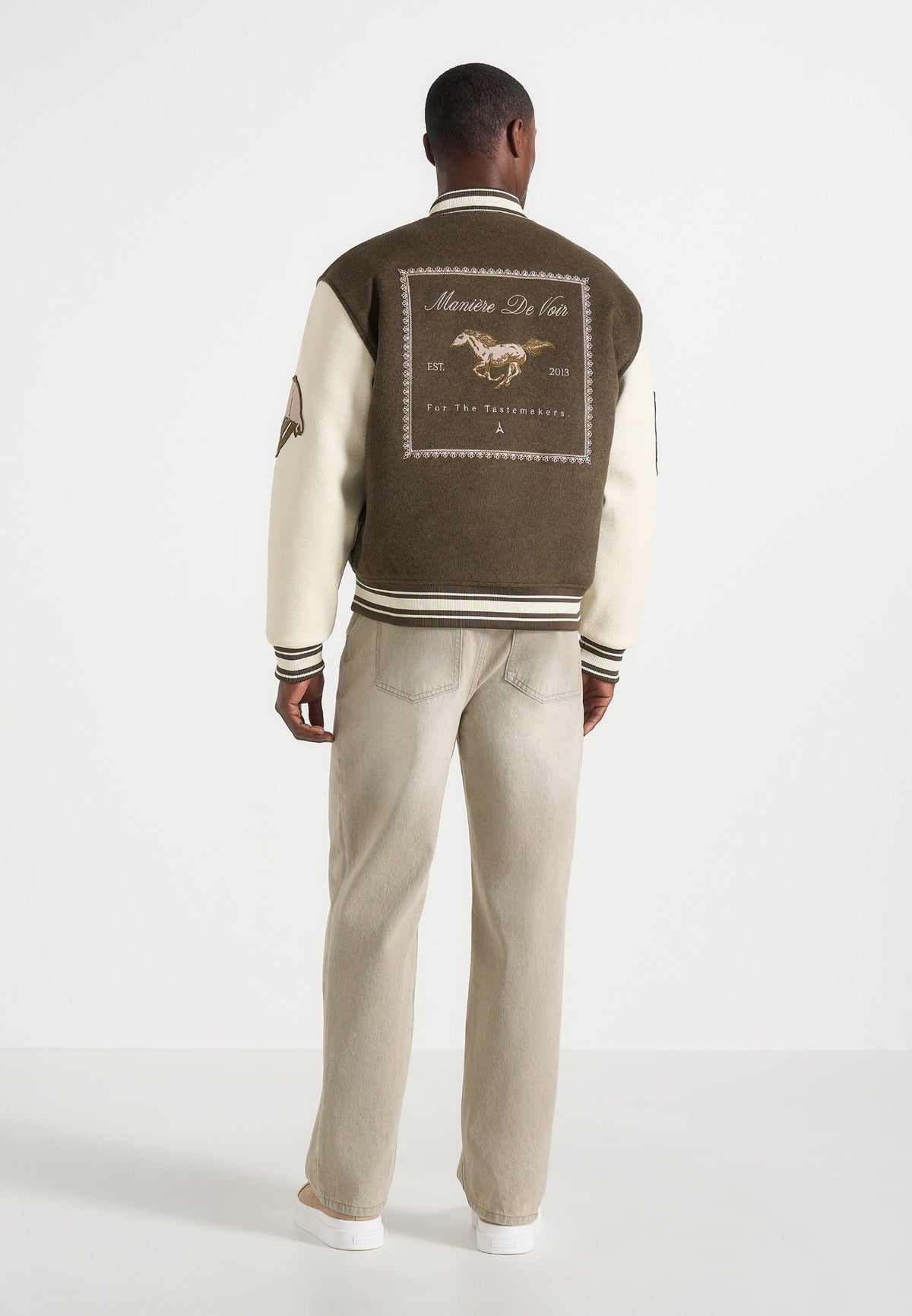 Chaqueta universitaria